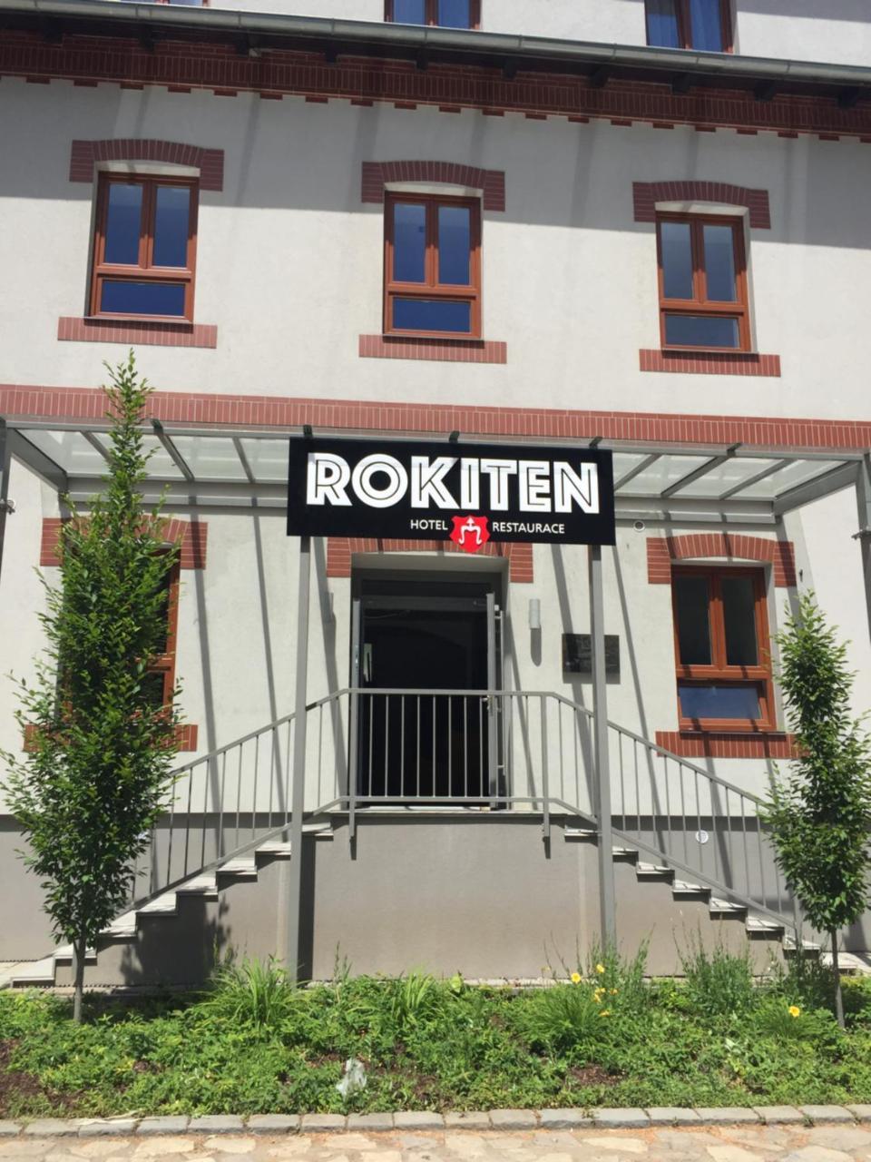 Hotel Rokiten مورافسكي كروملوف المظهر الخارجي الصورة